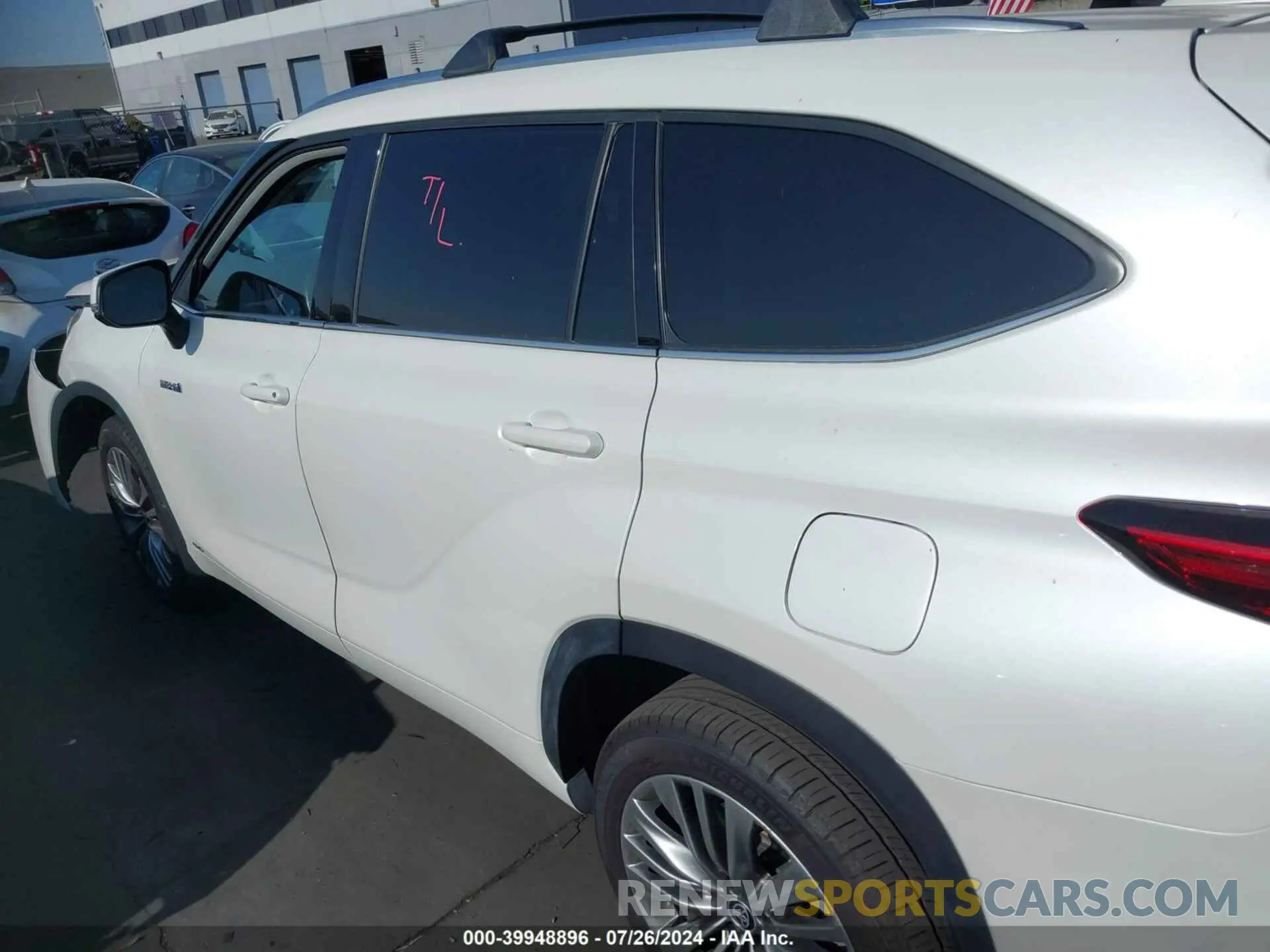 15 fotografías del automóvil dañado 5TDEBRCH4MS027775 TOYOTA HIGHLANDER 2021