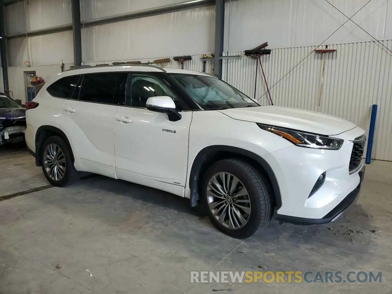 4 fotografías del automóvil dañado 5TDEBRCH5MS027980 TOYOTA HIGHLANDER 2021