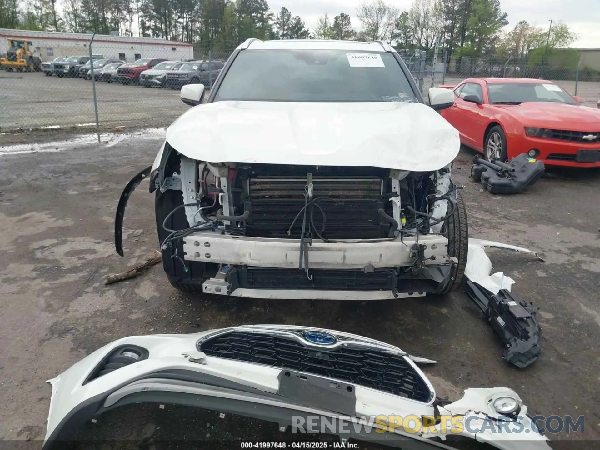 13 fotografías del automóvil dañado 5TDEBRCH6MS031813 TOYOTA HIGHLANDER 2021