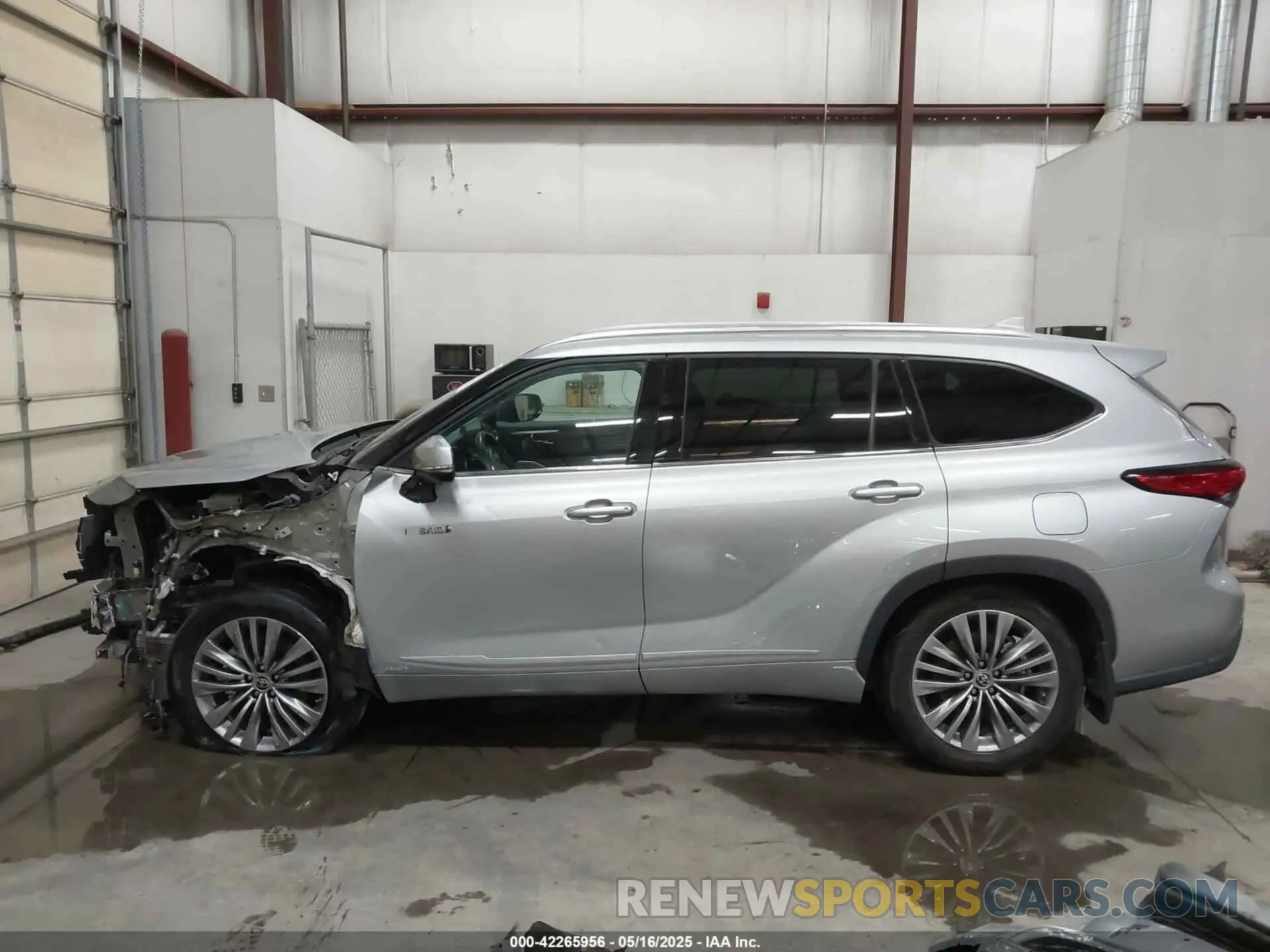 15 fotografías del automóvil dañado 5TDEBRCH6MS062074 TOYOTA HIGHLANDER 2021