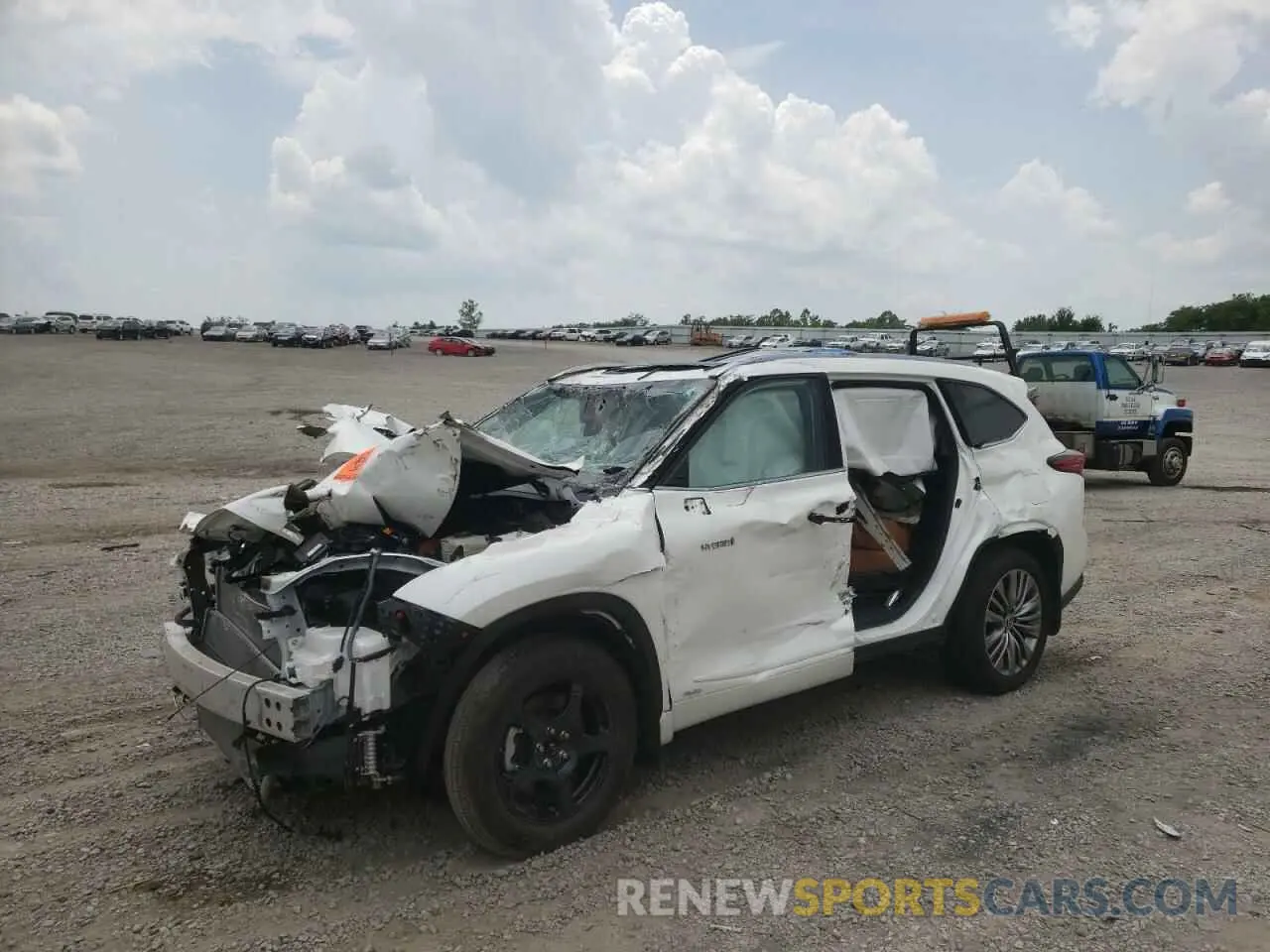 2 fotografías del automóvil dañado 5TDEBRCH9MS041722 TOYOTA HIGHLANDER 2021
