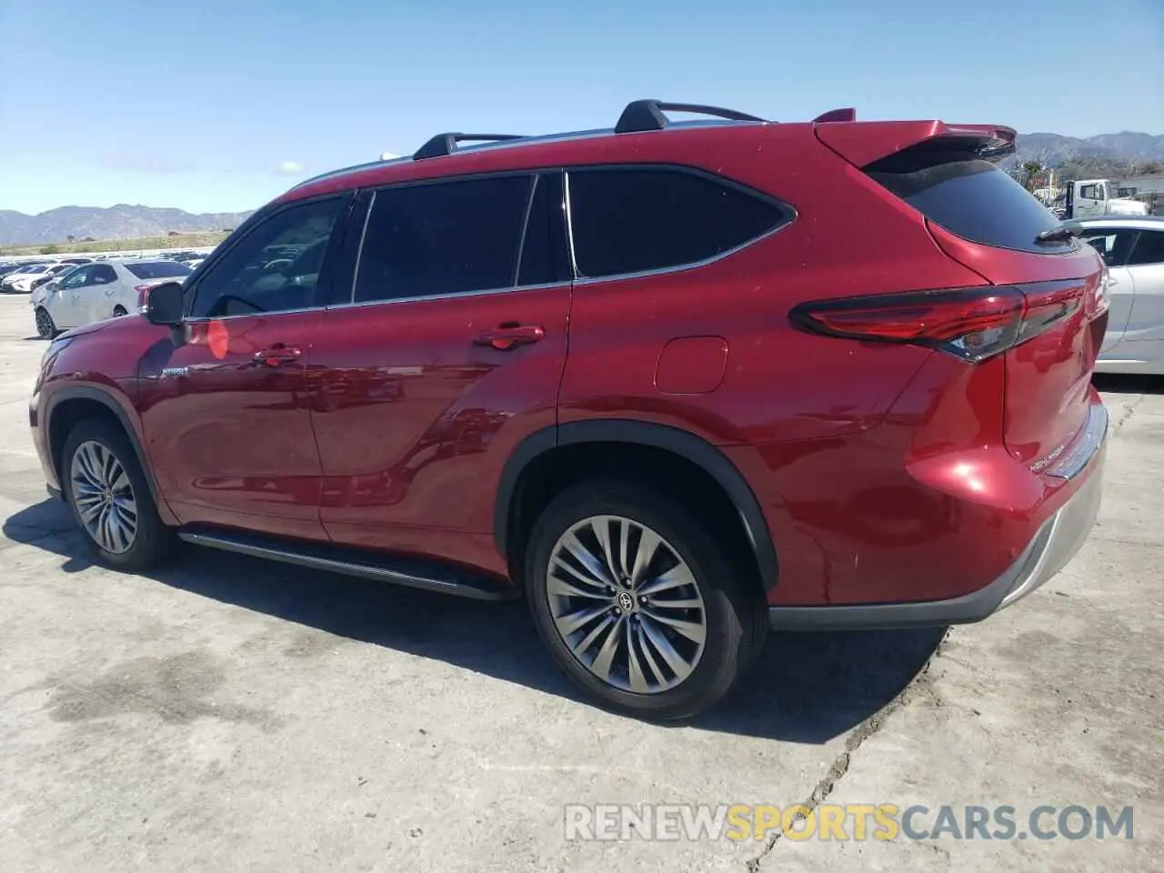 2 fotografías del automóvil dañado 5TDFARAH5MS008761 TOYOTA HIGHLANDER 2021