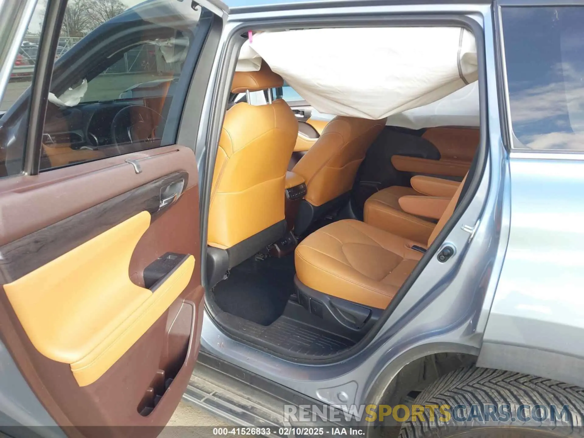8 fotografías del automóvil dañado 5TDFZRAH2MS041693 TOYOTA HIGHLANDER 2021