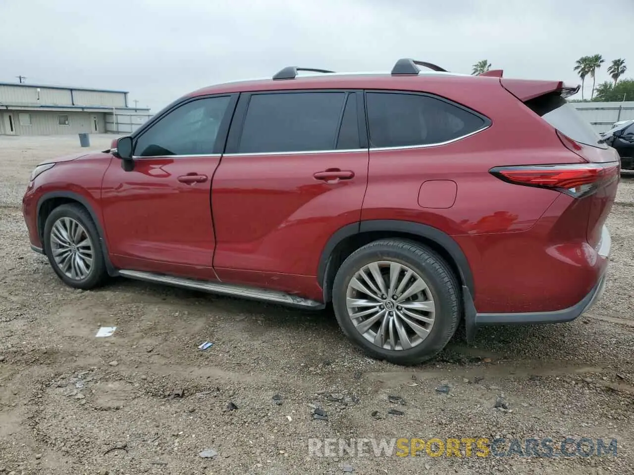 2 fotografías del automóvil dañado 5TDFZRAH4MS049679 TOYOTA HIGHLANDER 2021