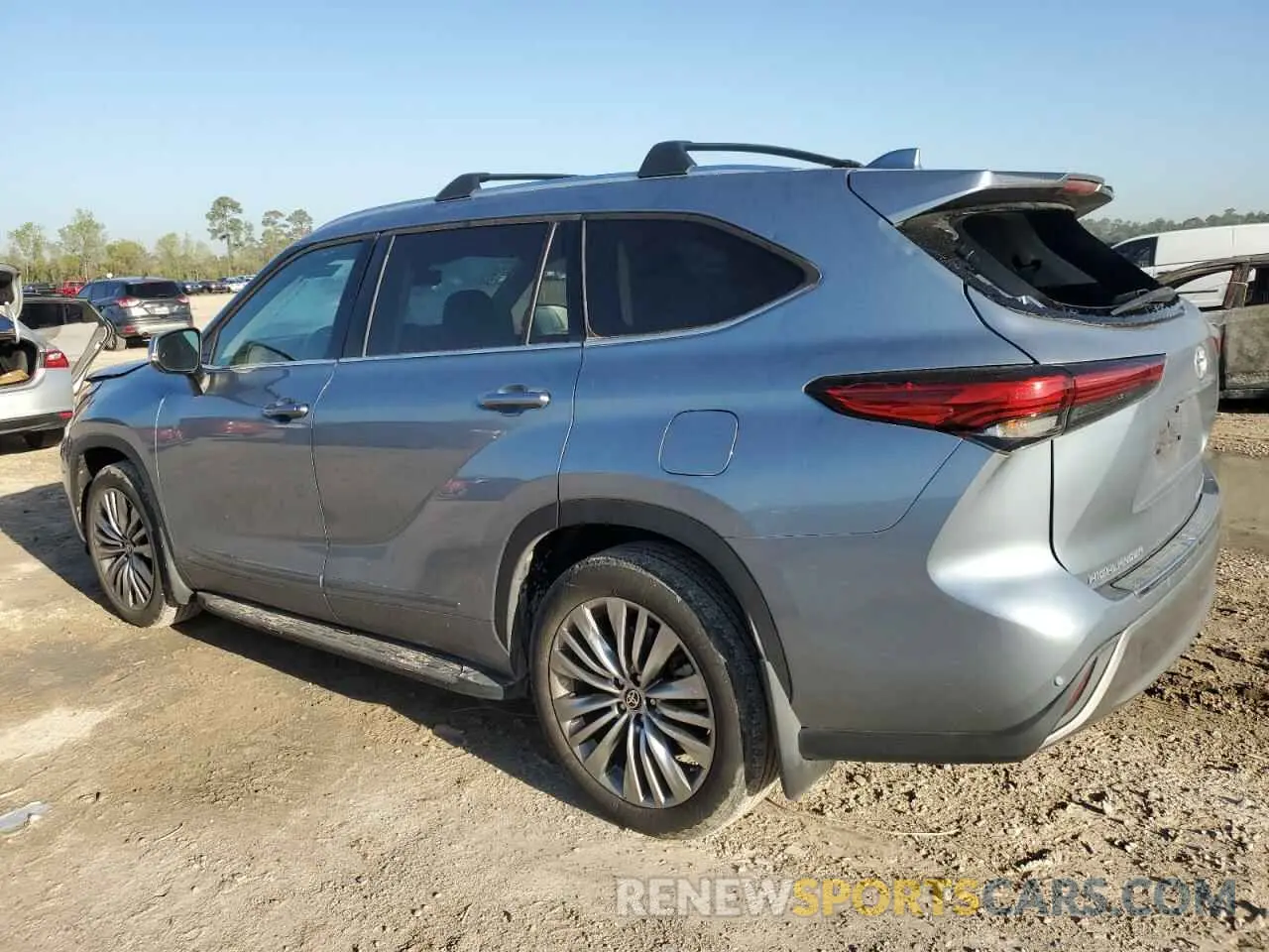 2 fotografías del automóvil dañado 5TDFZRBH2MS146295 TOYOTA HIGHLANDER 2021