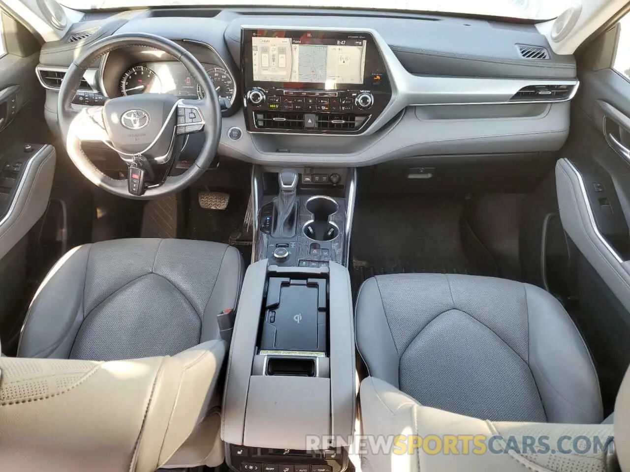 8 fotografías del automóvil dañado 5TDFZRBH2MS146295 TOYOTA HIGHLANDER 2021
