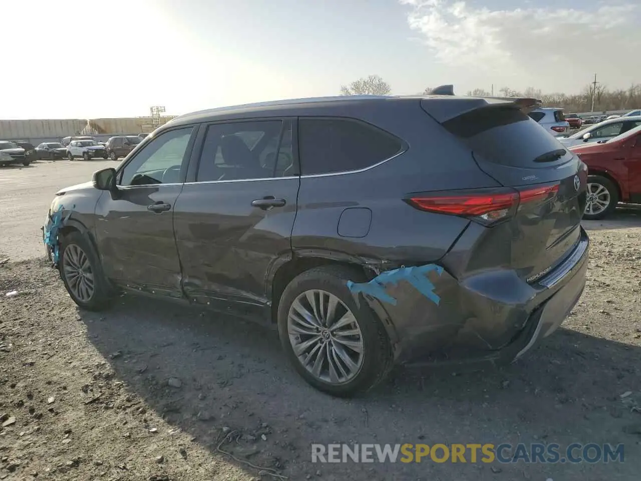 2 fotografías del automóvil dañado 5TDFZRBH4MS084351 TOYOTA HIGHLANDER 2021