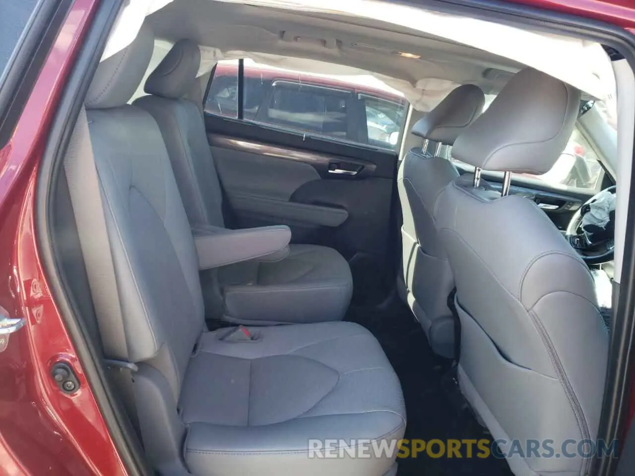 11 fotografías del automóvil dañado 5TDFZRBH4MS136027 TOYOTA HIGHLANDER 2021