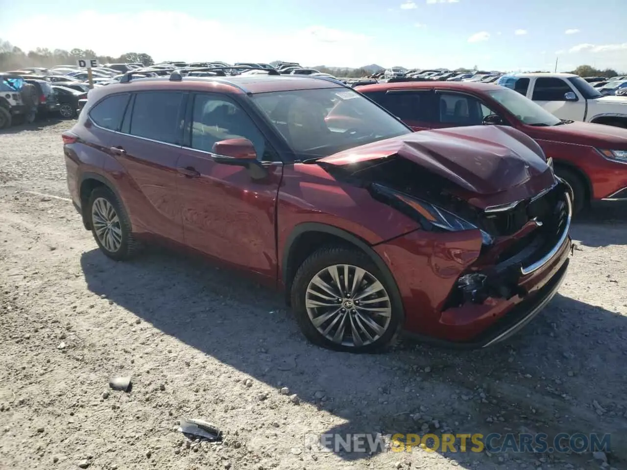 4 fotografías del automóvil dañado 5TDFZRBH4MS136027 TOYOTA HIGHLANDER 2021
