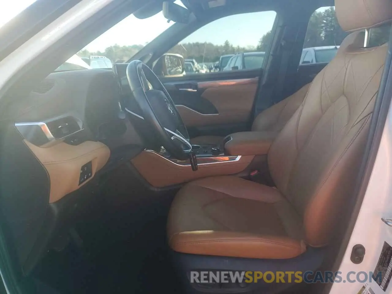 7 fotografías del automóvil dañado 5TDFZRBH5MS131533 TOYOTA HIGHLANDER 2021