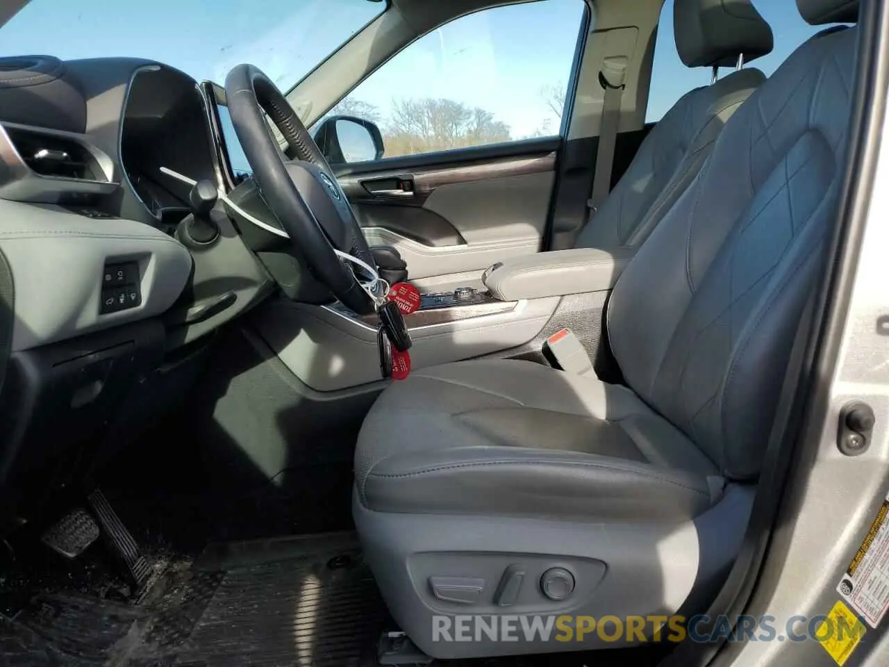 7 fotografías del automóvil dañado 5TDFZRBH6MS129886 TOYOTA HIGHLANDER 2021