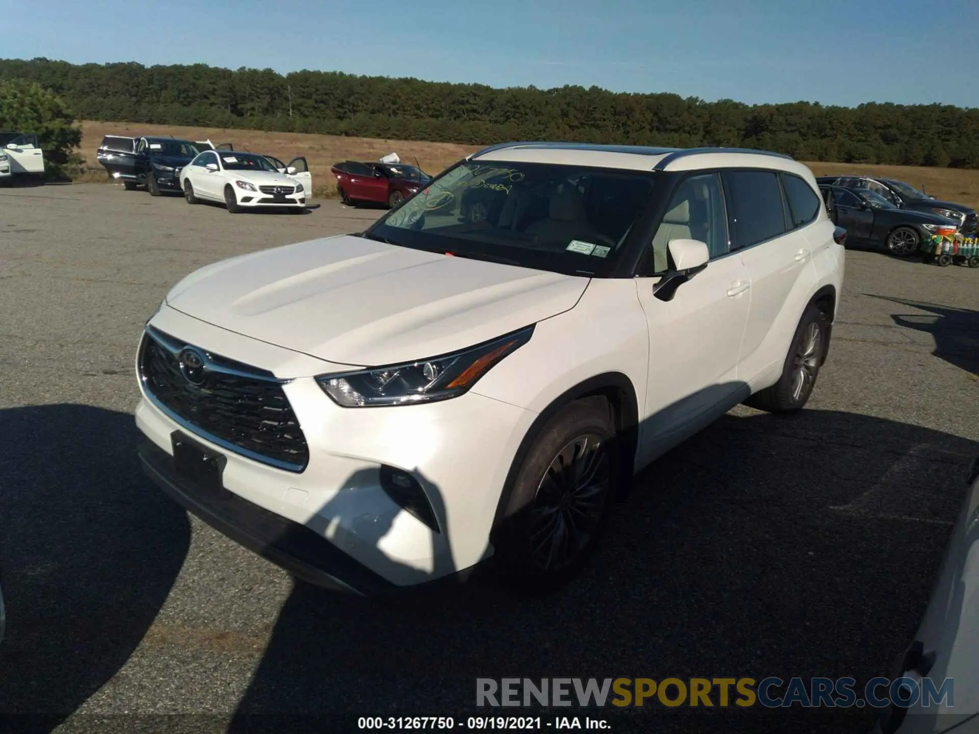 2 fotografías del automóvil dañado 5TDFZRBH9MS136735 TOYOTA HIGHLANDER 2021