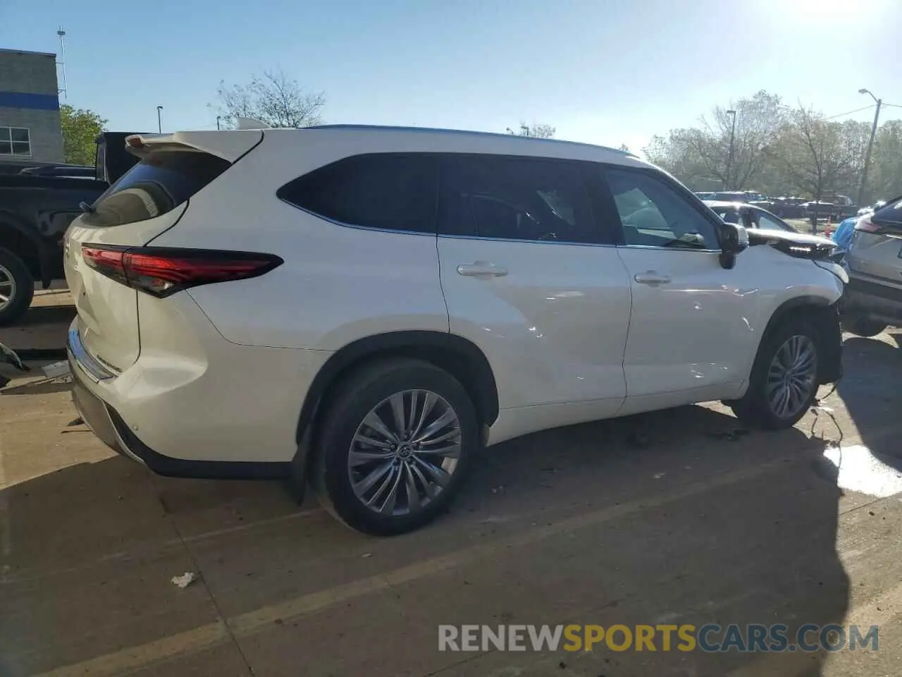 3 fotografías del automóvil dañado 5TDFZRBHXMS097931 TOYOTA HIGHLANDER 2021