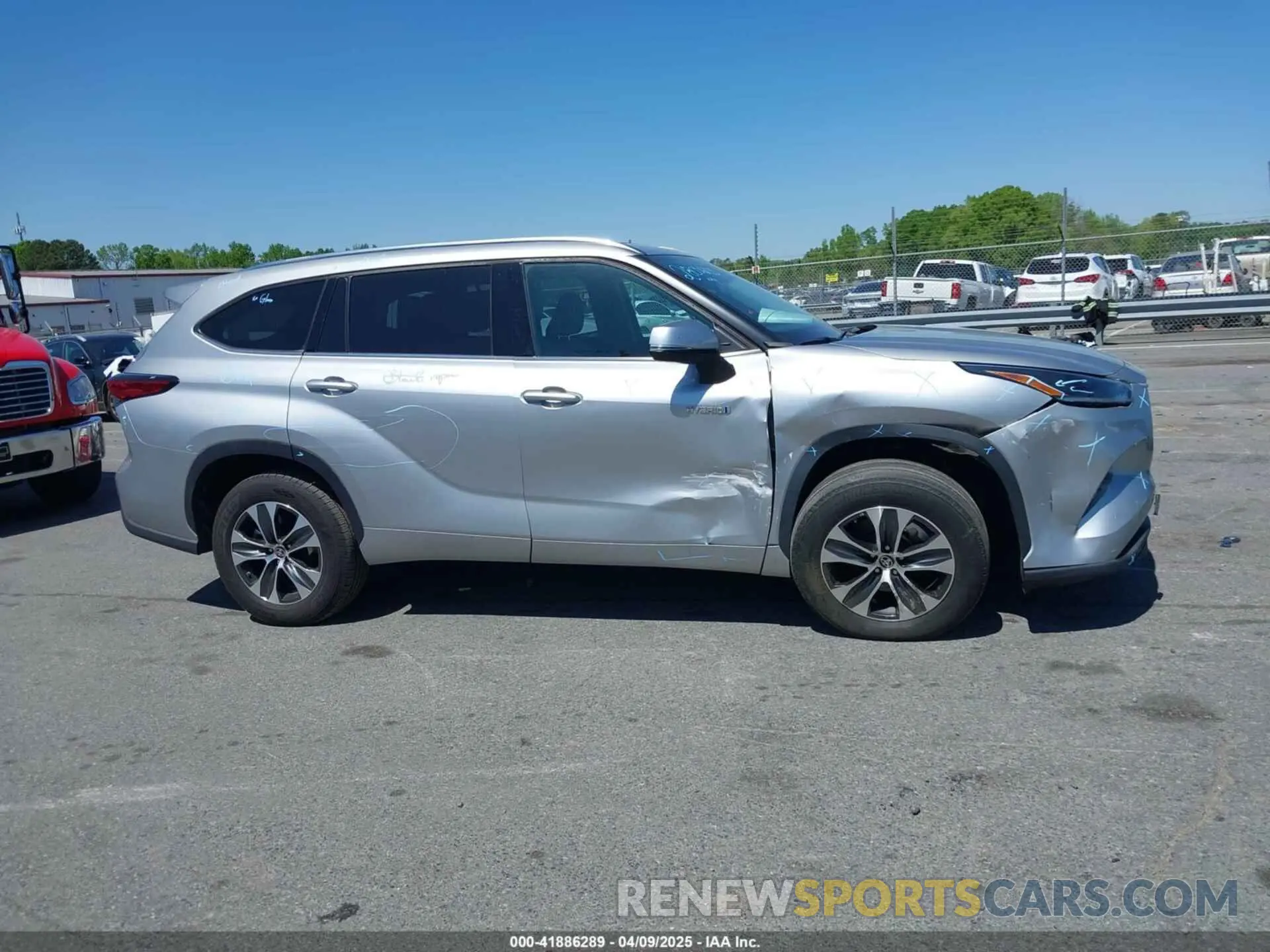 13 fotografías del automóvil dañado 5TDGARAH0MS011040 TOYOTA HIGHLANDER 2021