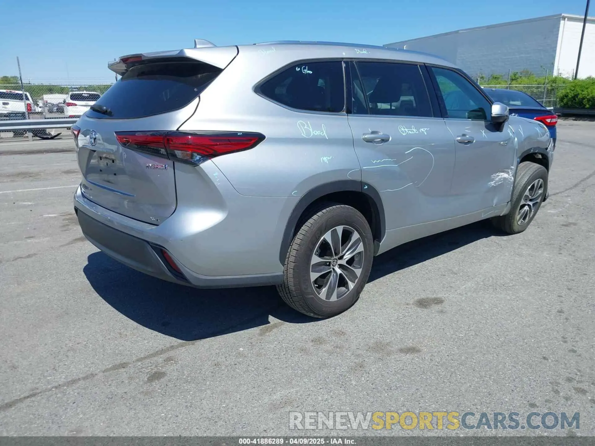 4 fotografías del automóvil dañado 5TDGARAH0MS011040 TOYOTA HIGHLANDER 2021