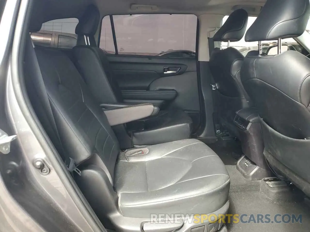 11 fotografías del automóvil dañado 5TDGARAH3MS509586 TOYOTA HIGHLANDER 2021