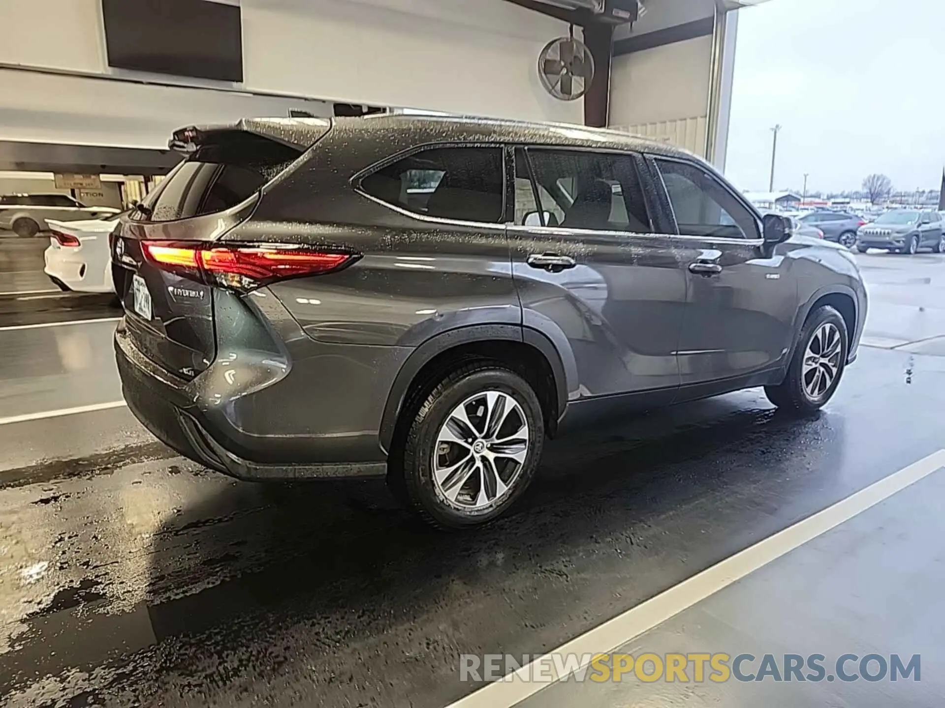 13 fotografías del automóvil dañado 5TDGARAH4MS506390 TOYOTA HIGHLANDER 2021