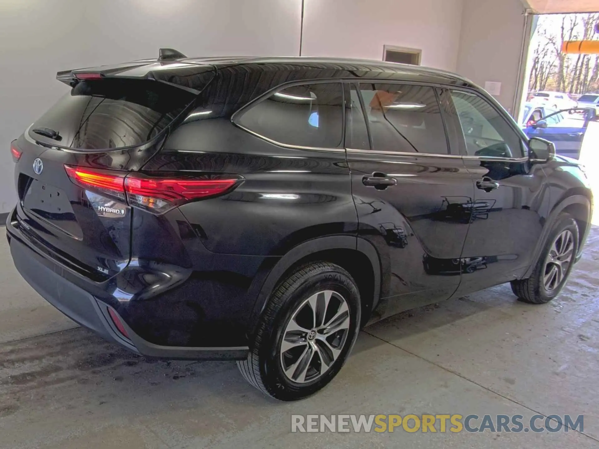 17 fotografías del automóvil dañado 5TDGARAH6MS506374 TOYOTA HIGHLANDER 2021