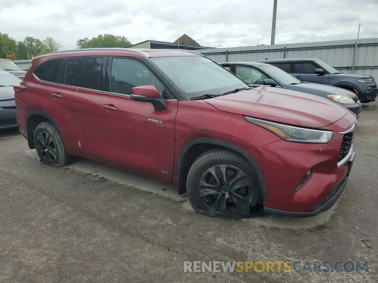 4 fotografías del automóvil dañado 5TDGBRCH1MS516174 TOYOTA HIGHLANDER 2021
