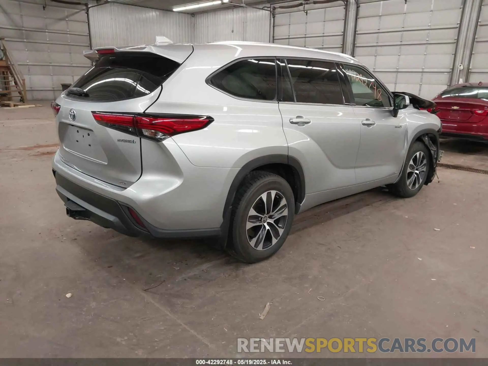 4 fotografías del automóvil dañado 5TDGBRCH4MS060638 TOYOTA HIGHLANDER 2021