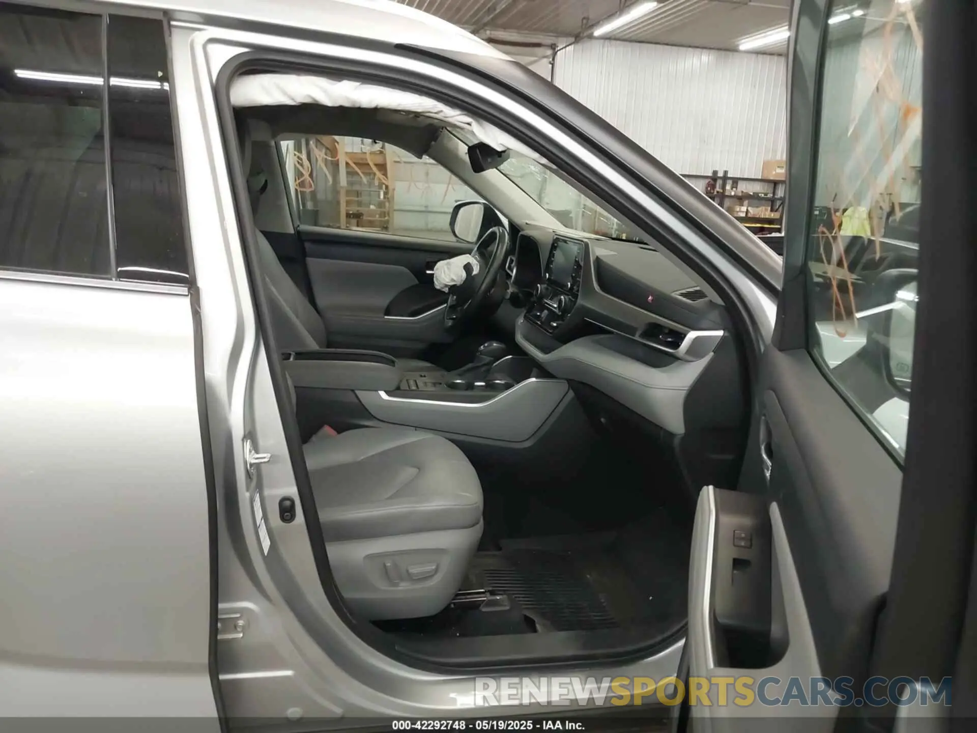 5 fotografías del automóvil dañado 5TDGBRCH4MS060638 TOYOTA HIGHLANDER 2021