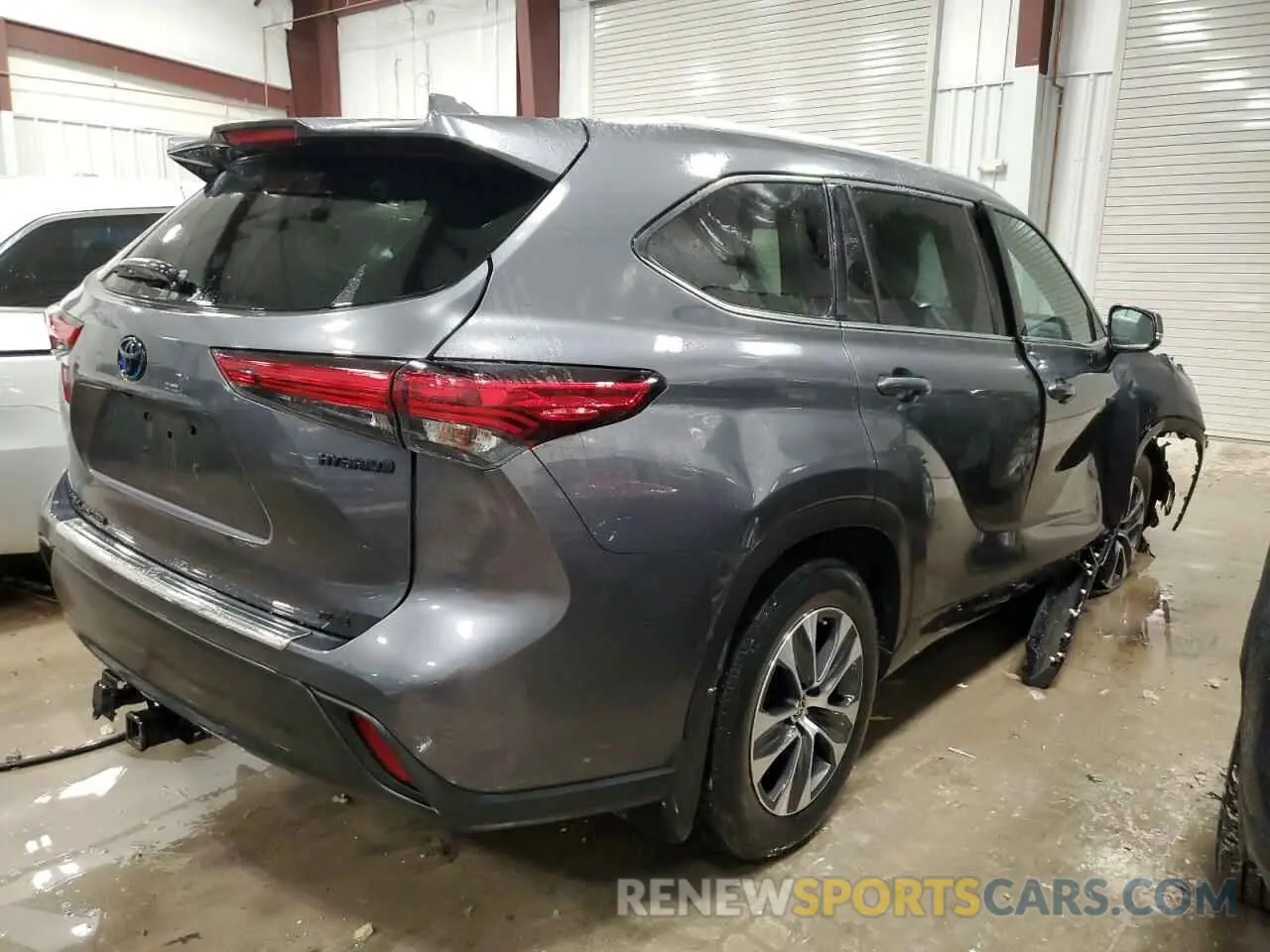 3 fotografías del automóvil dañado 5TDGBRCH5MS514749 TOYOTA HIGHLANDER 2021