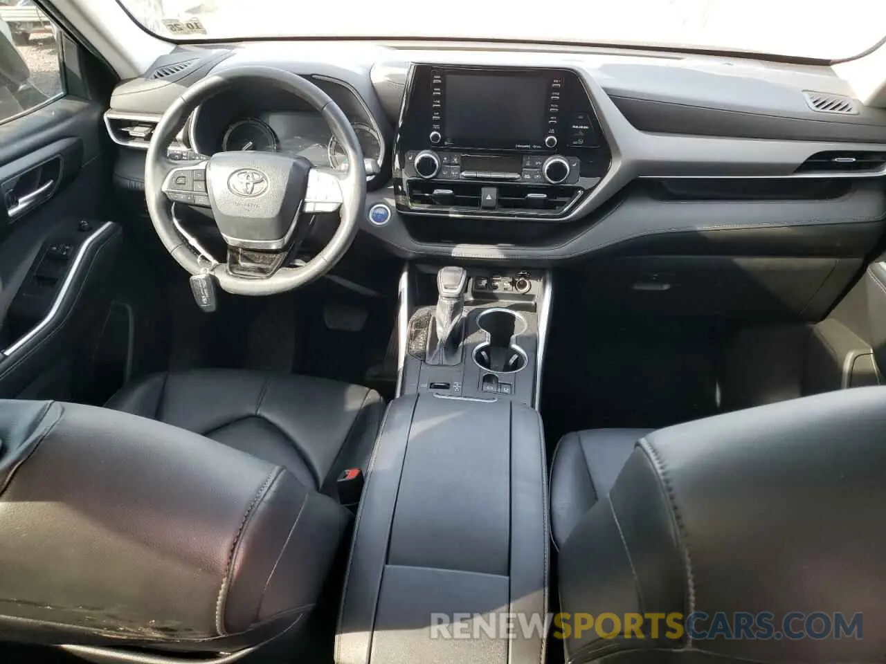8 fotografías del automóvil dañado 5TDGBRCH6MS517997 TOYOTA HIGHLANDER 2021