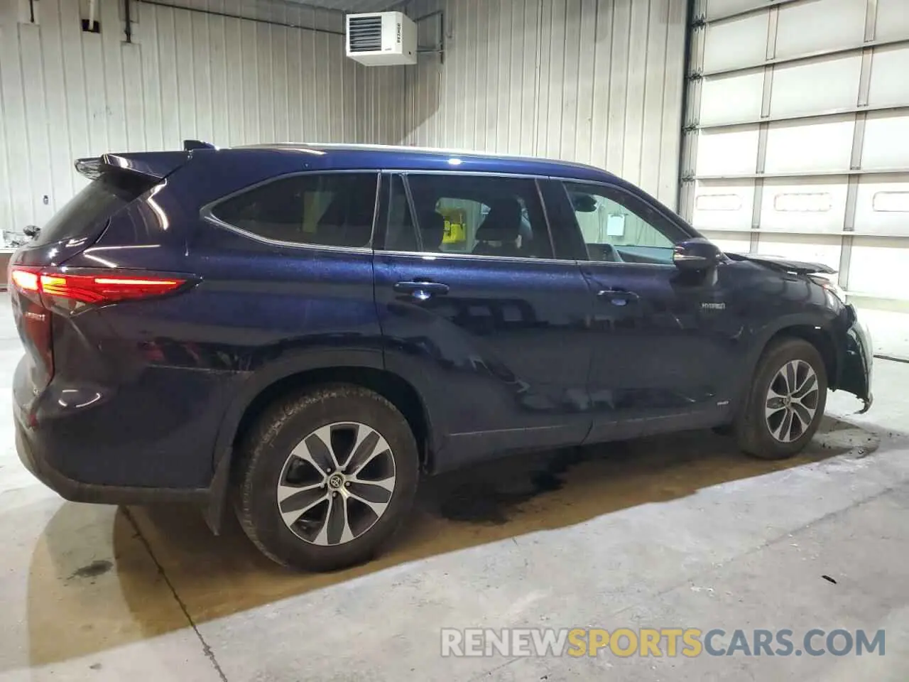 3 fotografías del automóvil dañado 5TDGBRCH6MS531074 TOYOTA HIGHLANDER 2021