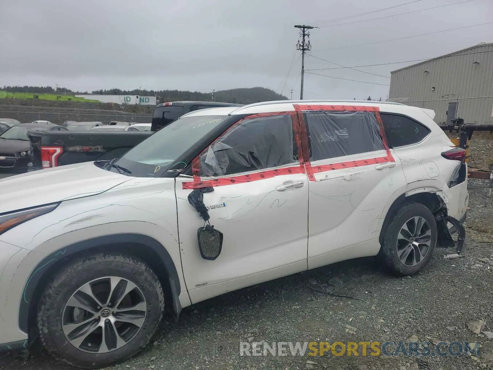 9 fotografías del automóvil dañado 5TDGBRCH9MS051918 TOYOTA HIGHLANDER 2021