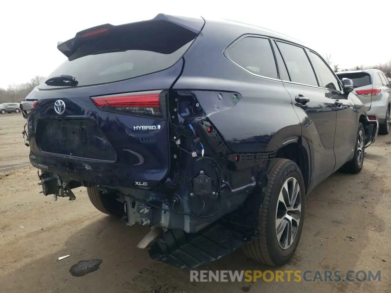 4 fotografías del automóvil dañado 5TDGBRCH9MS526788 TOYOTA HIGHLANDER 2021