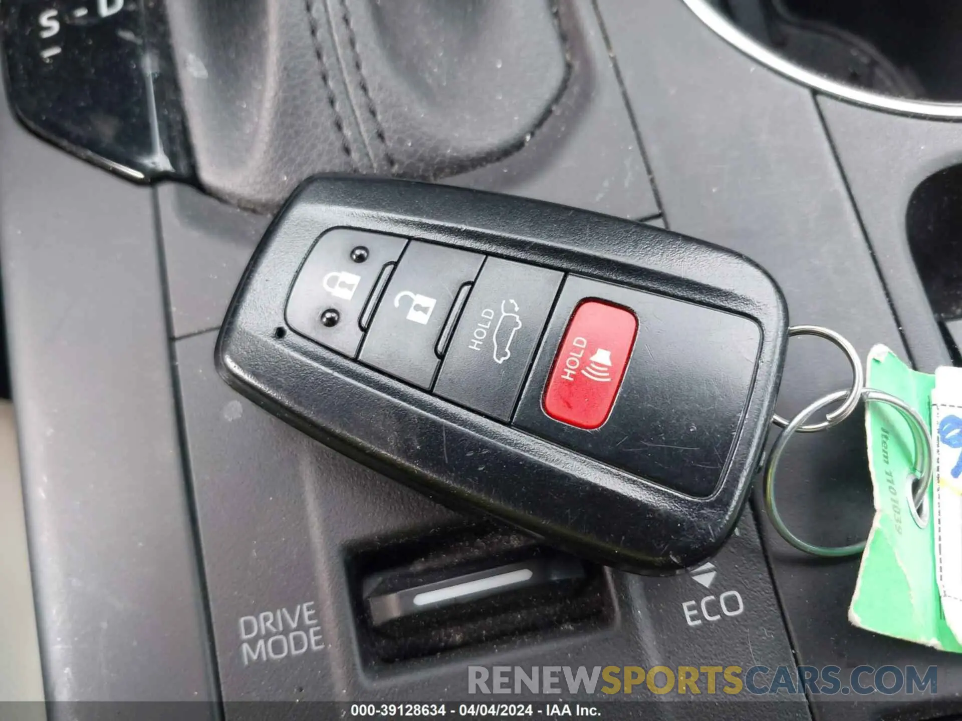 11 fotografías del automóvil dañado 5TDGBRCHXMS059073 TOYOTA HIGHLANDER 2021