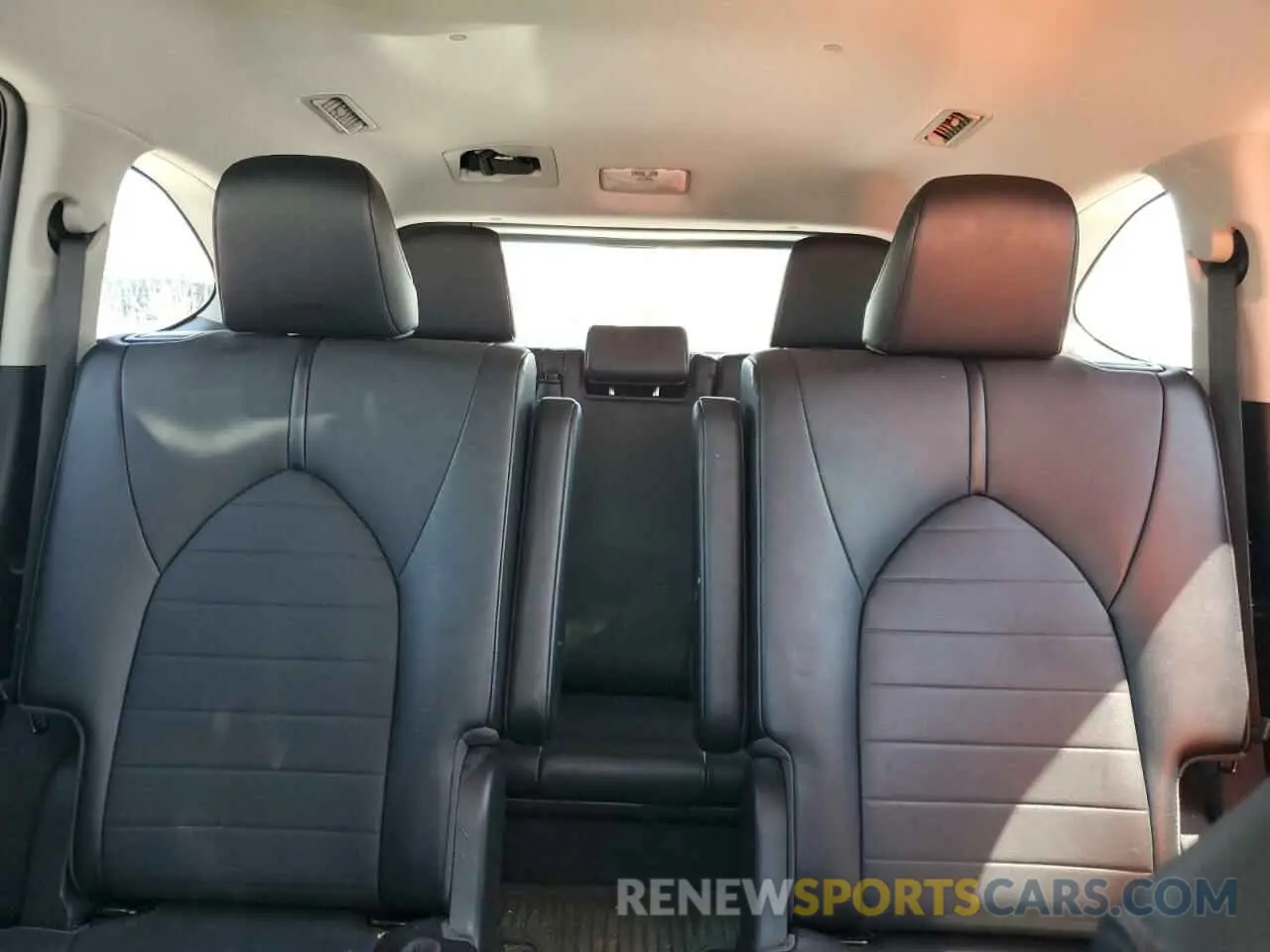 10 fotografías del automóvil dañado 5TDGZRAH0MS062868 TOYOTA HIGHLANDER 2021