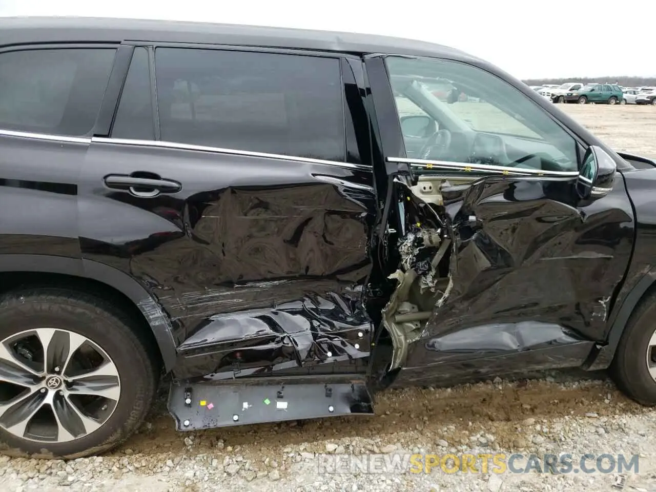 9 fotografías del automóvil dañado 5TDGZRAH1MS034545 TOYOTA HIGHLANDER 2021