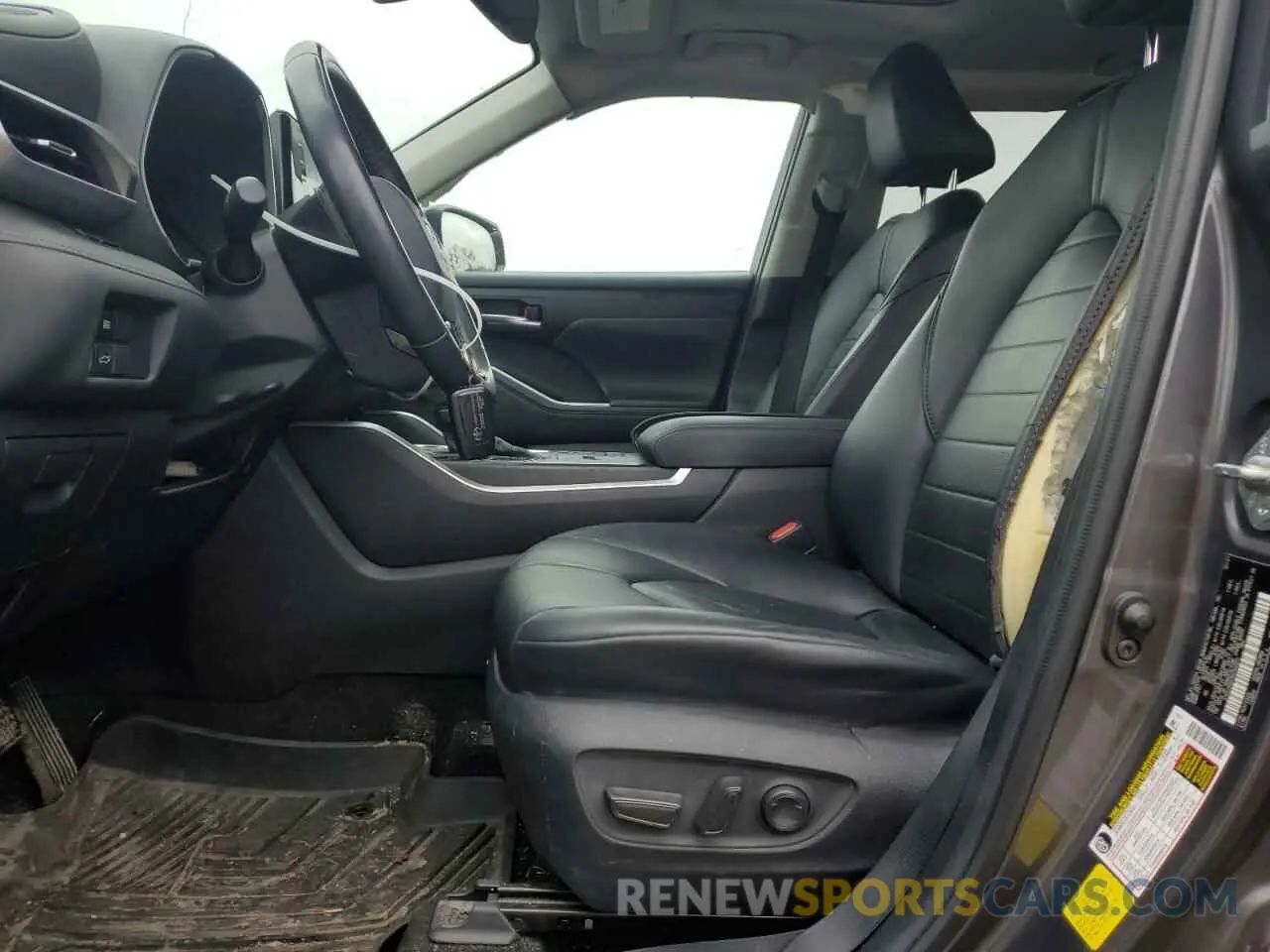 7 fotografías del automóvil dañado 5TDGZRAH1MS064872 TOYOTA HIGHLANDER 2021