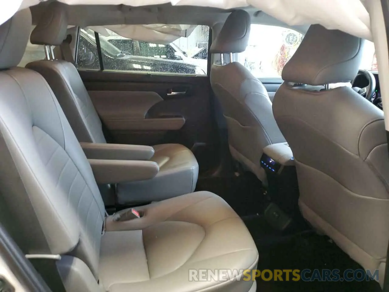 12 fotografías del automóvil dañado 5TDGZRAH1MS526038 TOYOTA HIGHLANDER 2021