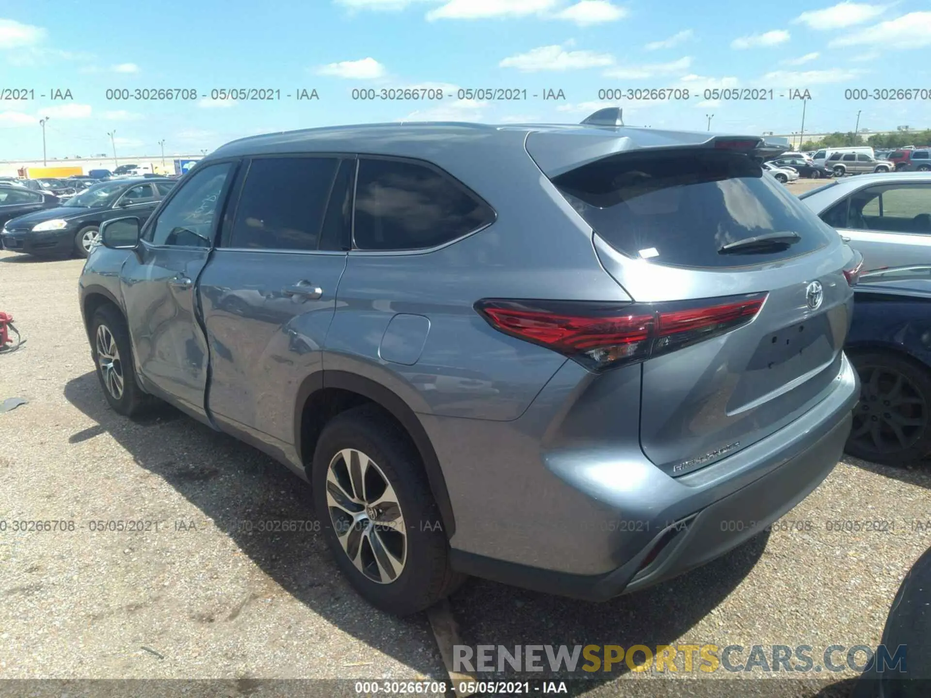 3 fotografías del automóvil dañado 5TDGZRAH2MS040421 TOYOTA HIGHLANDER 2021