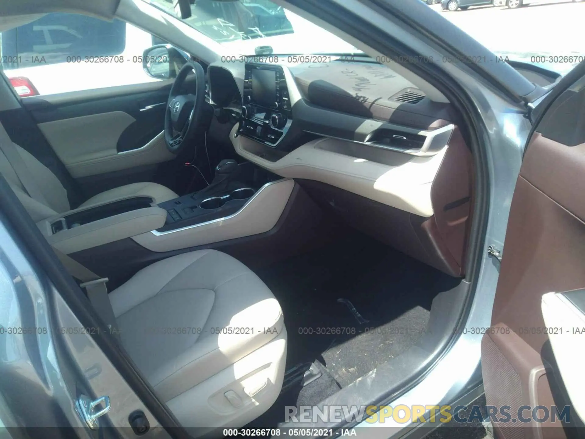 5 fotografías del automóvil dañado 5TDGZRAH2MS040421 TOYOTA HIGHLANDER 2021