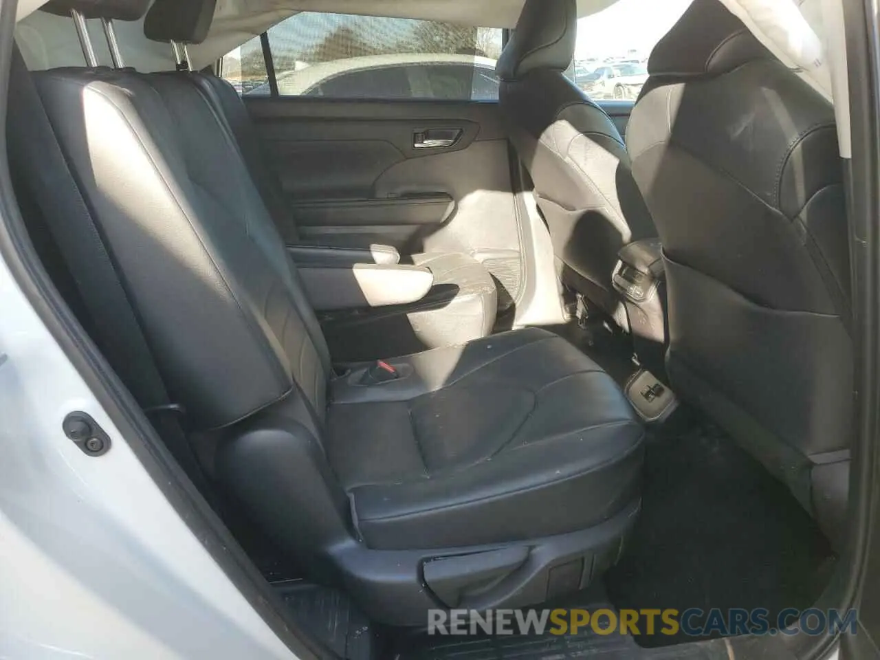 12 fotografías del automóvil dañado 5TDGZRAH2MS065366 TOYOTA HIGHLANDER 2021