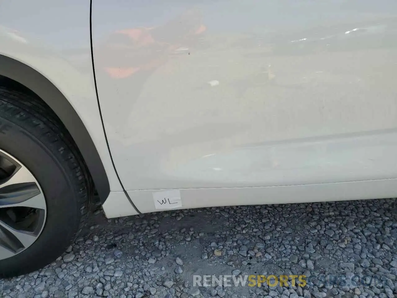 13 fotografías del automóvil dañado 5TDGZRAH2MS526288 TOYOTA HIGHLANDER 2021