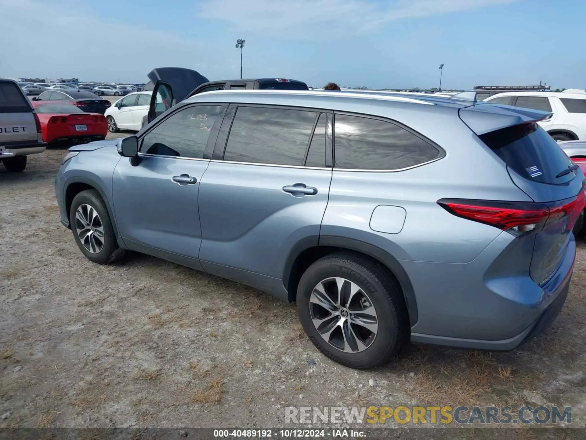 3 fotografías del automóvil dañado 5TDGZRAH4MS036323 TOYOTA HIGHLANDER 2021