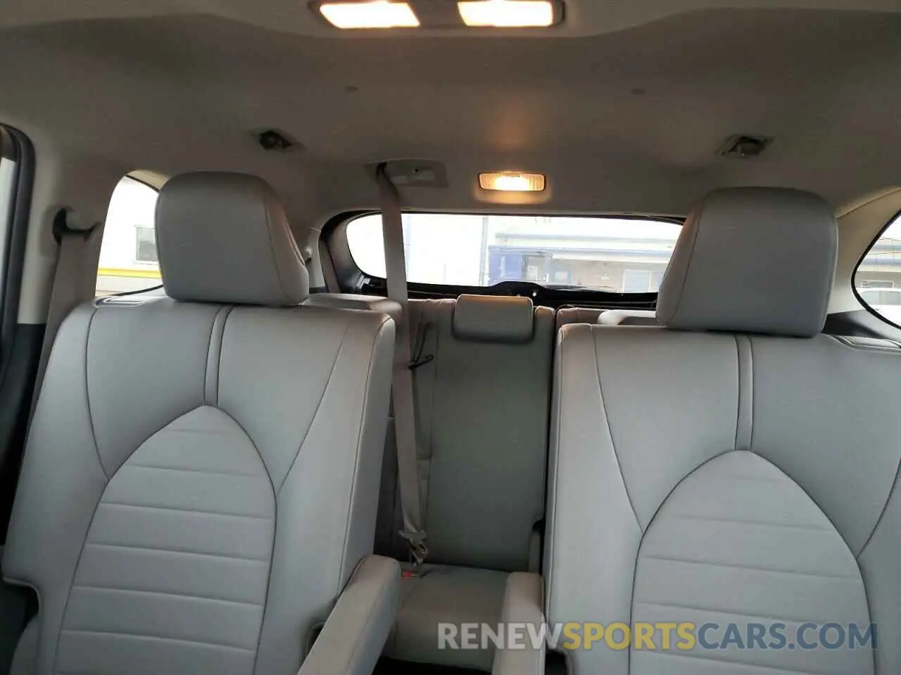 10 fotografías del automóvil dañado 5TDGZRAH4MS522906 TOYOTA HIGHLANDER 2021