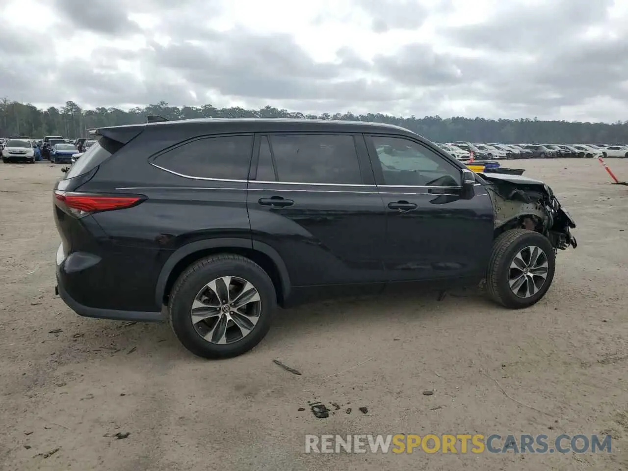 3 fotografías del automóvil dañado 5TDGZRAH5MS060372 TOYOTA HIGHLANDER 2021