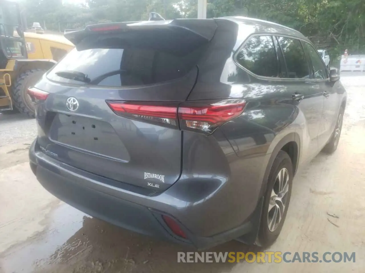 4 fotografías del automóvil dañado 5TDGZRAH5MS514846 TOYOTA HIGHLANDER 2021