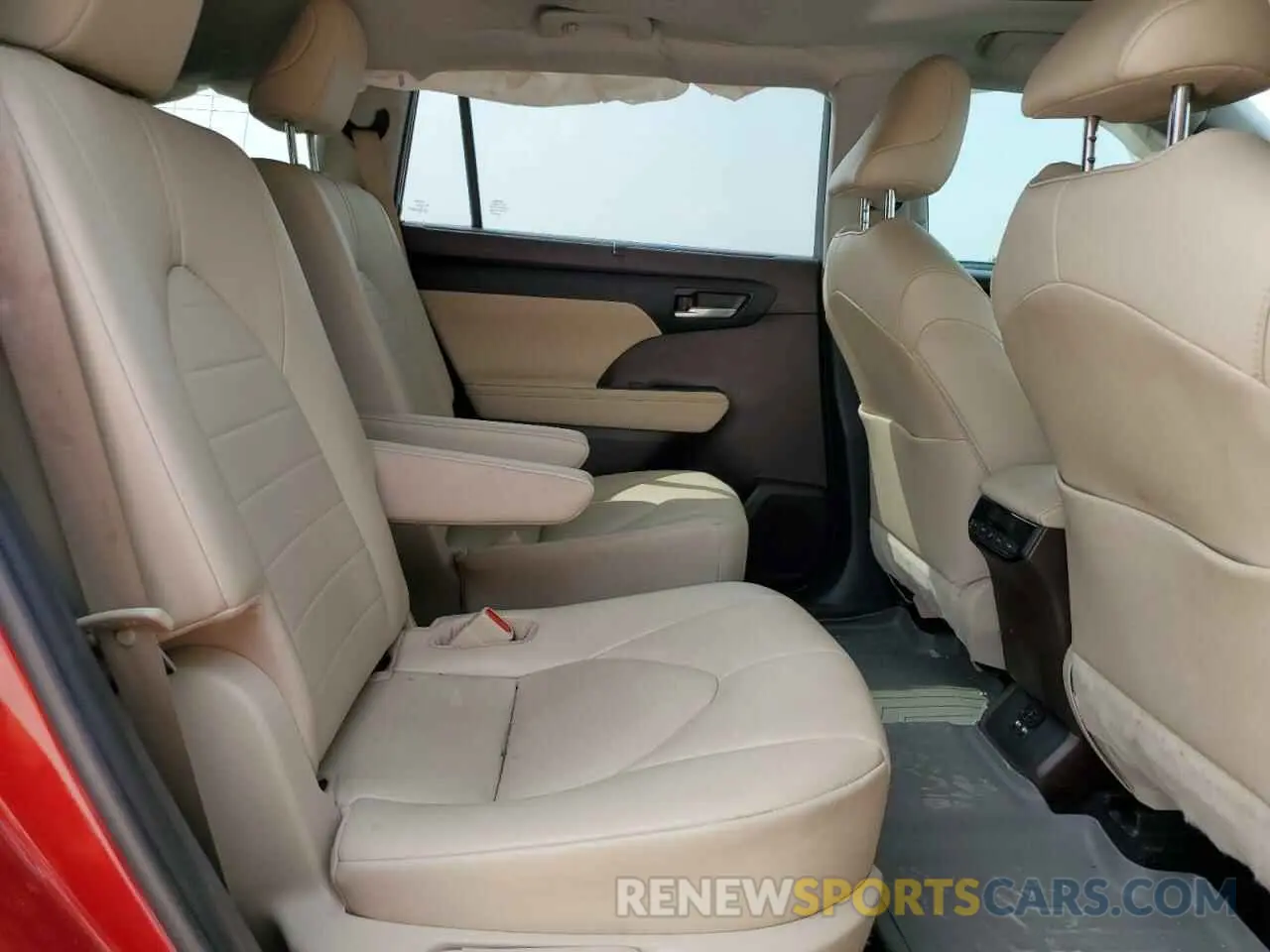 11 fotografías del automóvil dañado 5TDGZRAH5MS525569 TOYOTA HIGHLANDER 2021