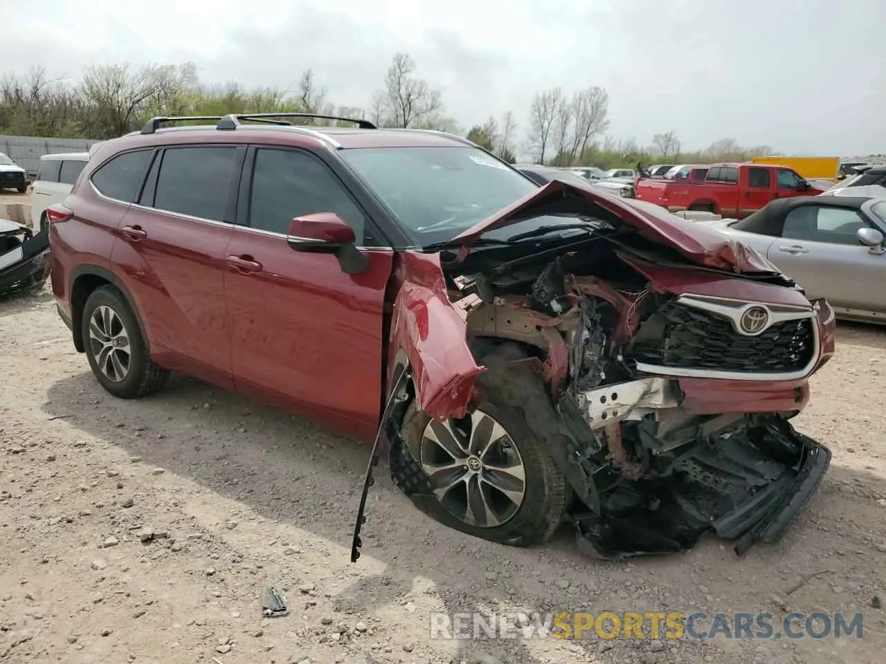 4 fotografías del automóvil dañado 5TDGZRAH5MS525569 TOYOTA HIGHLANDER 2021