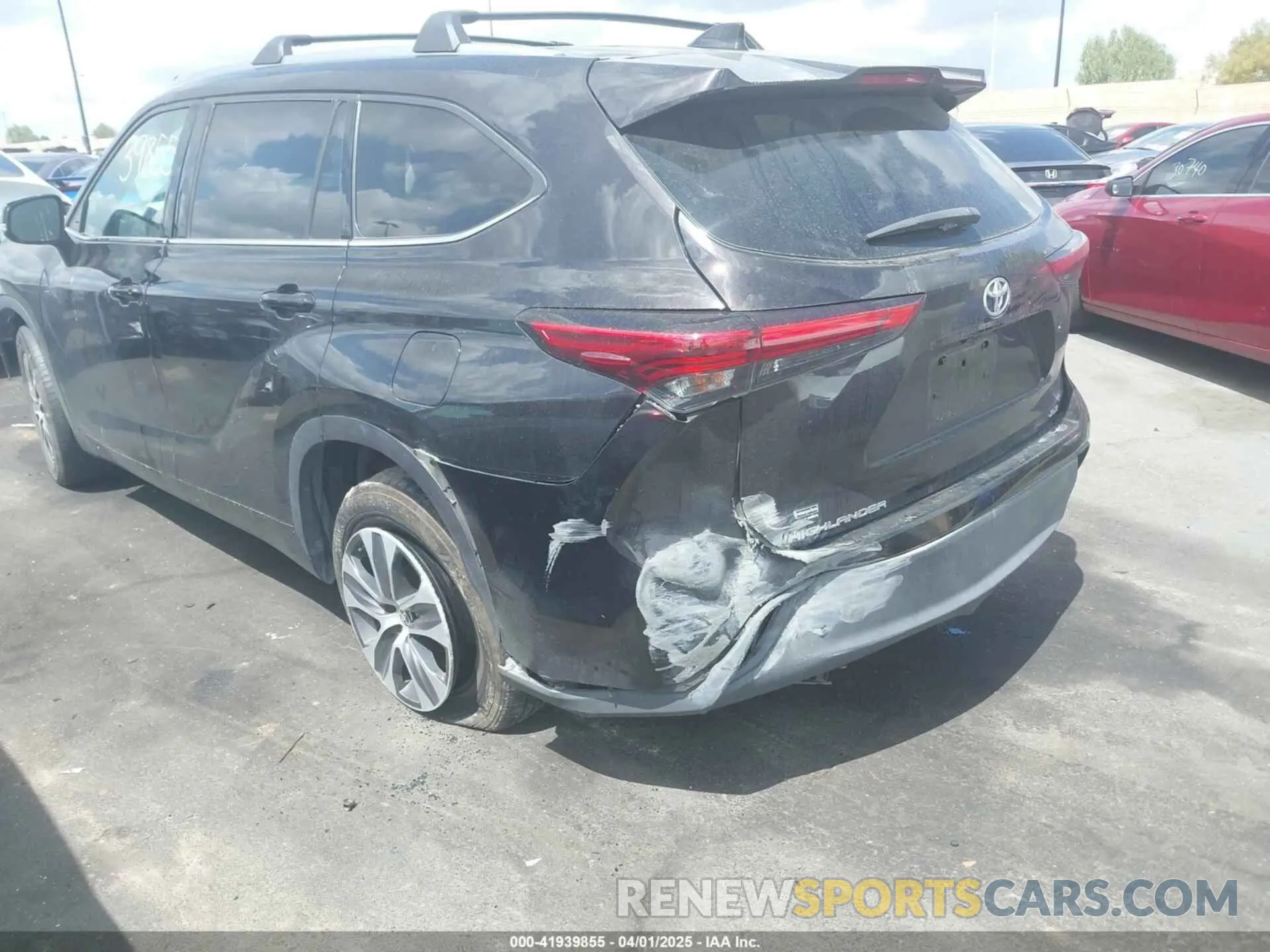 18 fotografías del automóvil dañado 5TDGZRAH6MS039935 TOYOTA HIGHLANDER 2021