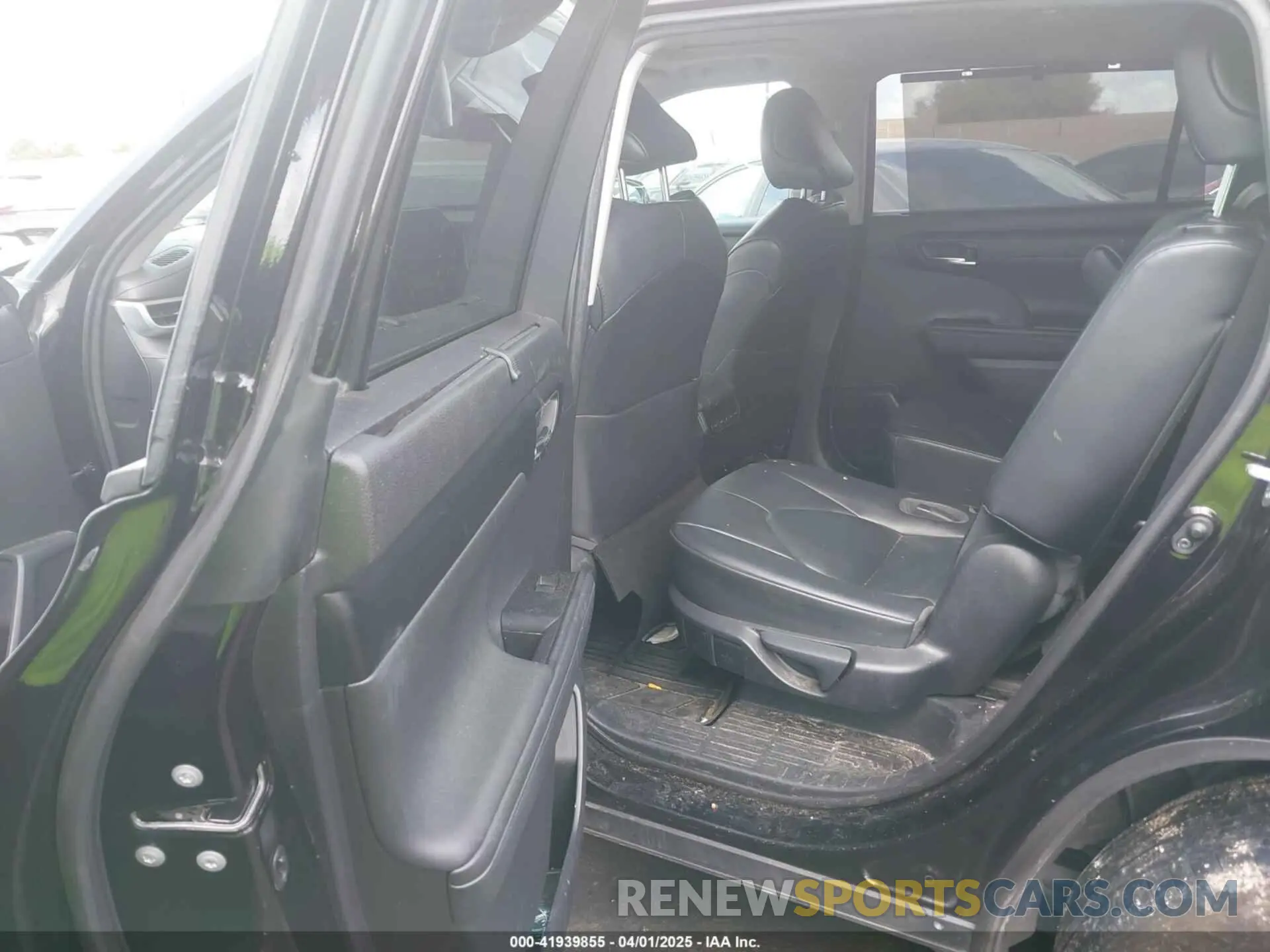 8 fotografías del automóvil dañado 5TDGZRAH6MS039935 TOYOTA HIGHLANDER 2021