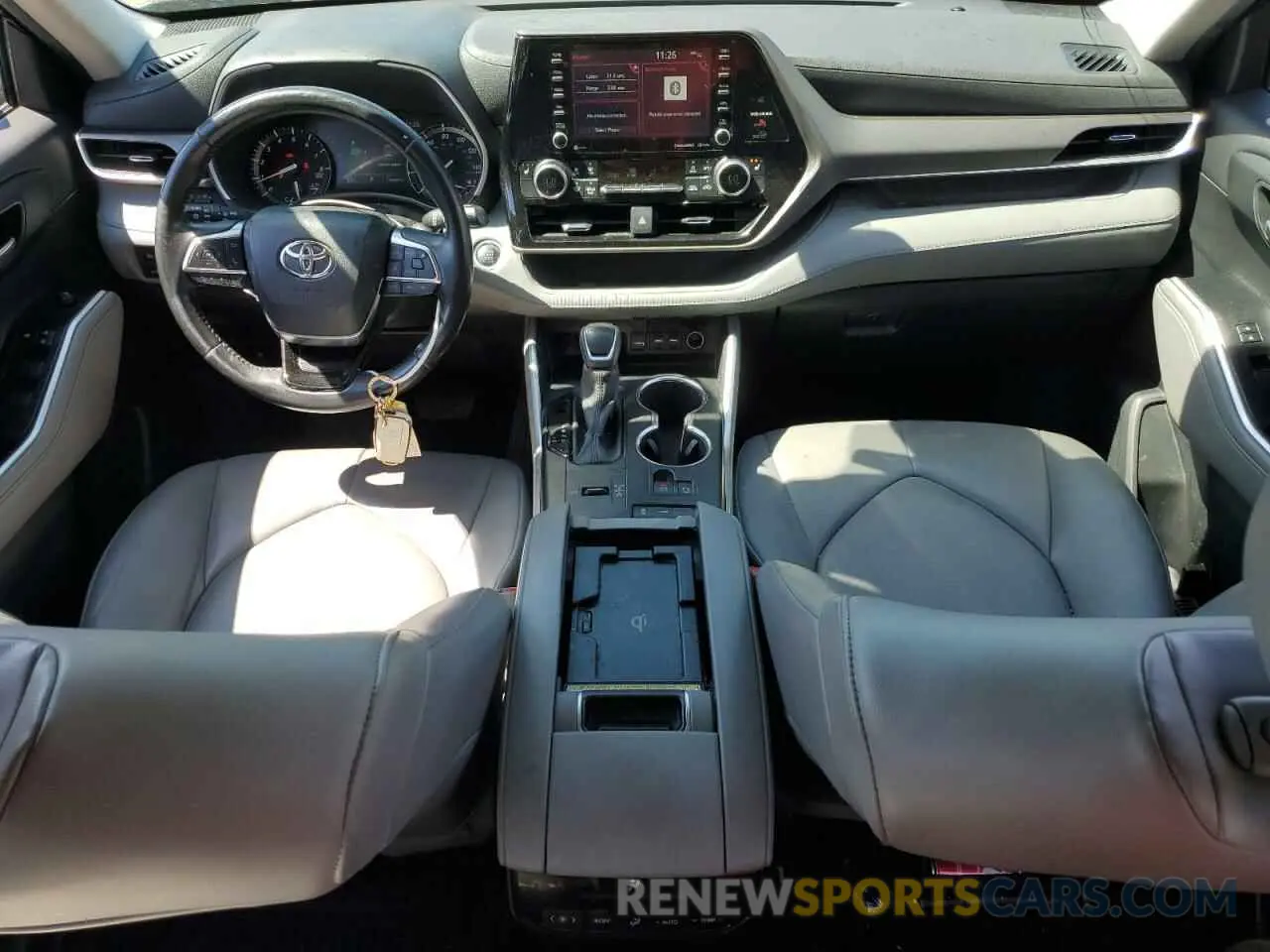 8 fotografías del automóvil dañado 5TDGZRAH6MS525371 TOYOTA HIGHLANDER 2021