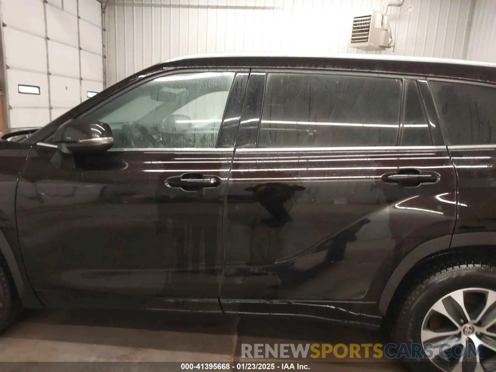 15 fotografías del automóvil dañado 5TDGZRAH7MS041399 TOYOTA HIGHLANDER 2021