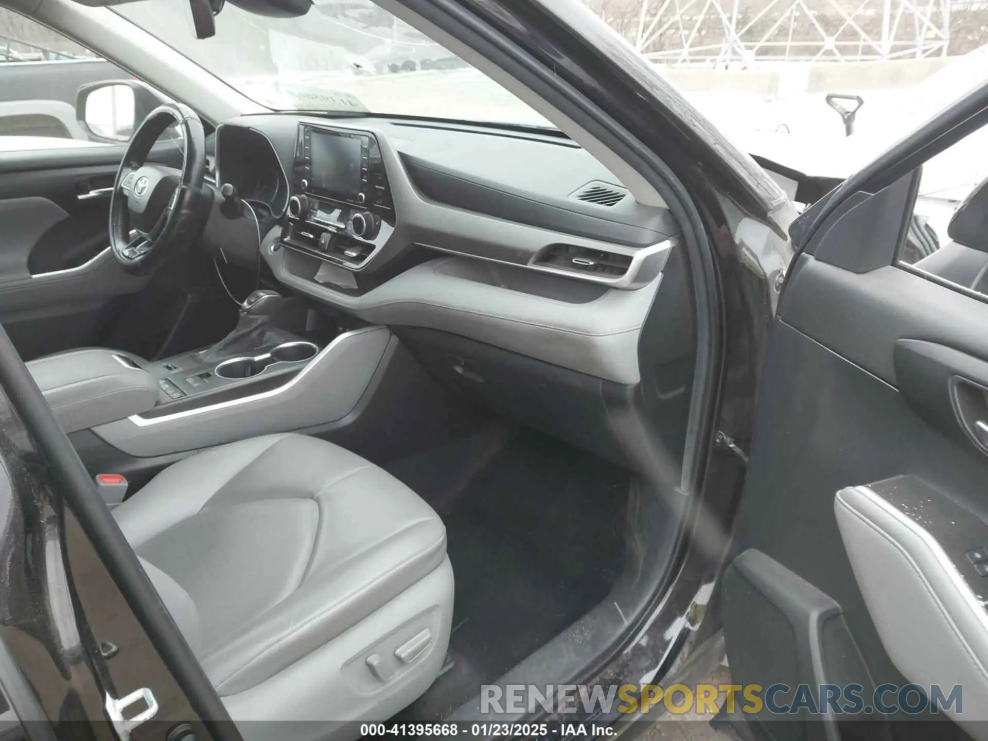 5 fotografías del automóvil dañado 5TDGZRAH7MS041399 TOYOTA HIGHLANDER 2021